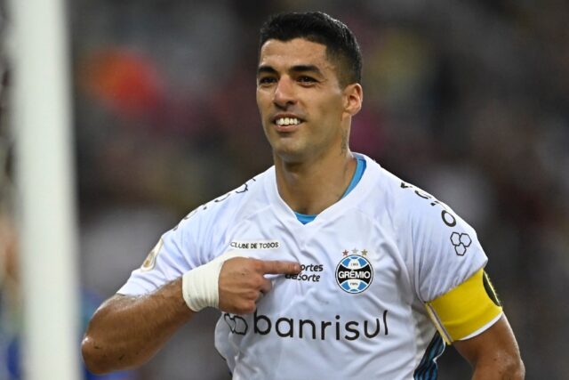 Uruguayan striker Luis Suarez has signed a one-year contract to play in 2024 for Inter Mia
