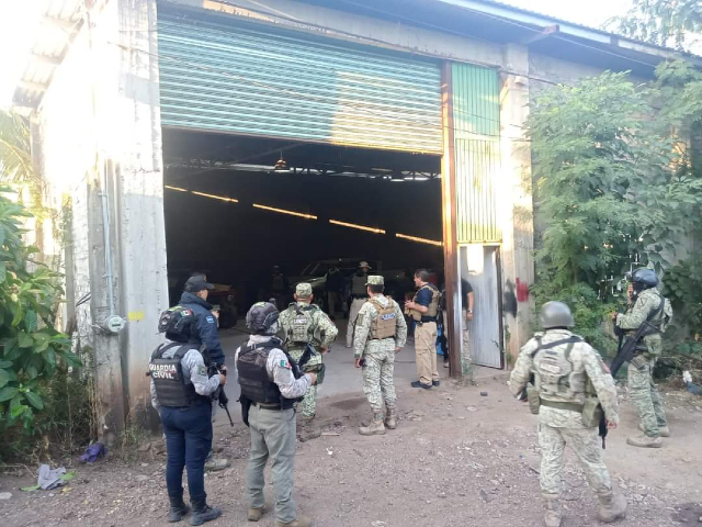 PHOTOS: Cartel Manufacturing IEDs, Armored Vehicles in Mexico - Vimarsana News