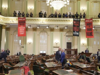 California State Assembly insurrection (Rich Pedroncelli / Associated Press)