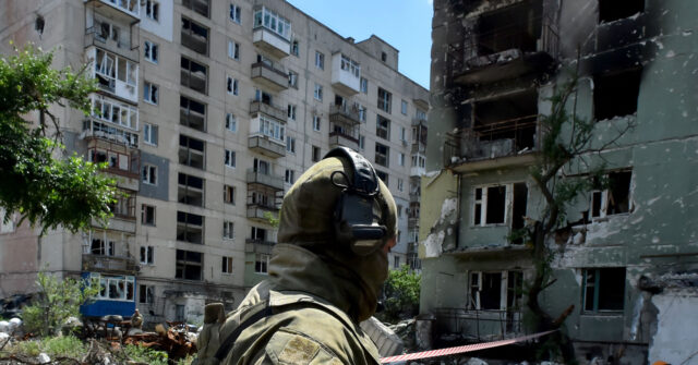 Convicted Russian Mayor's Jail Term Cut After Agreeing to Fight in Ukraine