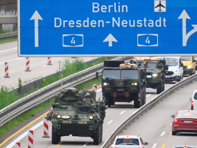 24 May 2023, Saxony, Dresden: US military vehicles drive along the A4 highway near Dresden