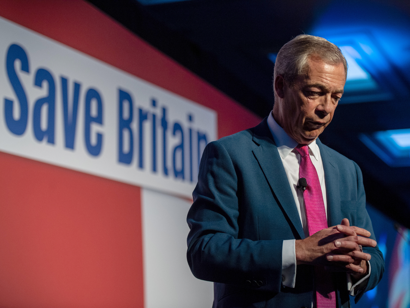 Farage 'Assessing' Return to Frontline Politics for Next General Election - Vimarsana News