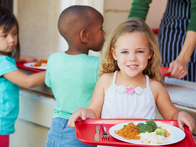 Georgia Community Donates to Wipe Out Student Lunch Debt After Reduced Meal Plan Causes Outrage - Vimarsana News