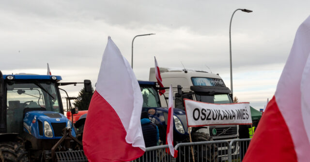 Polish Farmers End Blockade of Ukraine Border After Months of Disruptions
