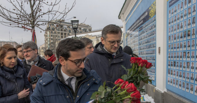 French Foreign Minister Vows Ukraine Will Remain Top Priority