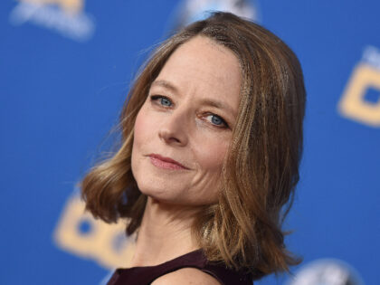LOS ANGELES, CA - FEBRUARY 07: Actress Jodie Foster attends the 67th Annual Directors Guil