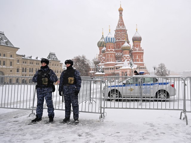 Russia Detains U.S. Citizen on Drug Charges with Possible 20-Year Sentence - Vimarsana News