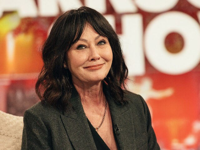 THE KELLY CLARKSON SHOW -- Episode 7I048 -- Pictured: Shannen Doherty -- (Photo by: Weiss Eubanks/NBCUniversal)