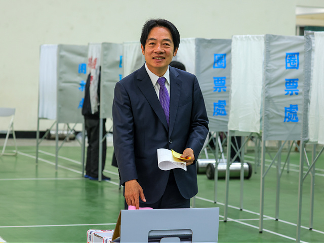 China Warns Ahead of Election It Will 'Smash Any Taiwan Independence Plots' - Vimarsana News