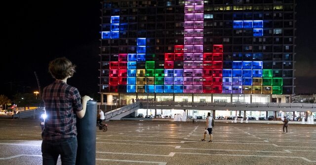 13-Year-Old Gamer First to Beat 'Tetris' After 34 Years