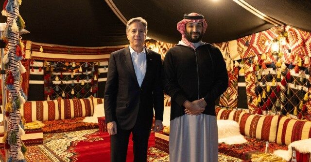 Blinken in Saudi Arabia: Mideast 'Normalization' with Israel Will Require a Palestinian State