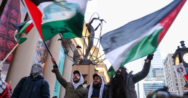 WATCH: Police Bring Coffee to Anti-Israel Protesters 'Blockading' Toronto Jewish Suburb