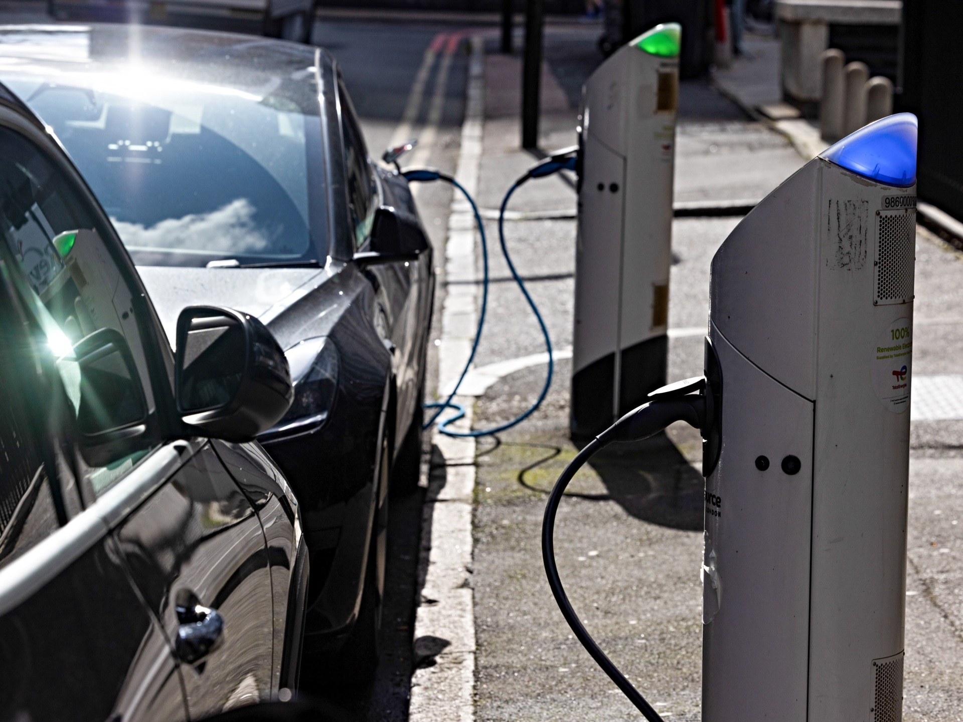 Left Wing Local Council Hits EV Owners with Extra Charges to Park Outside Their Homes - Vimarsana News