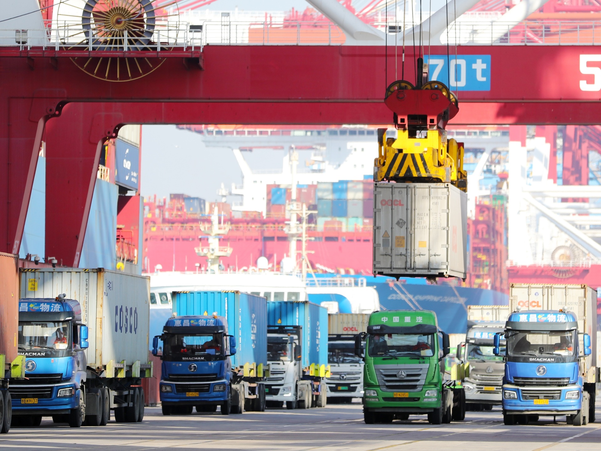 U.N. Warns Global Trade Being Strangled by Red Sea Attacks, War in Ukraine, and Low Panama Canal Water Levels - Vimarsana News