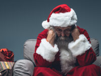 Breitbart Business Digest: Holiday Shoppers Crush Rate Cut Hopes