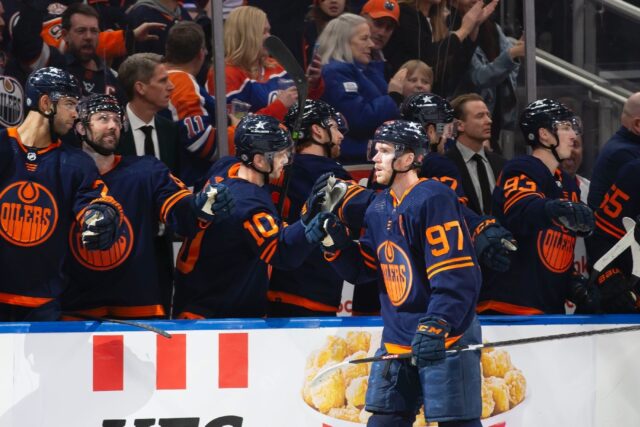 Connor McDavid celebrates a goal with teammates on the Edmonton Oilers, who won their 16th