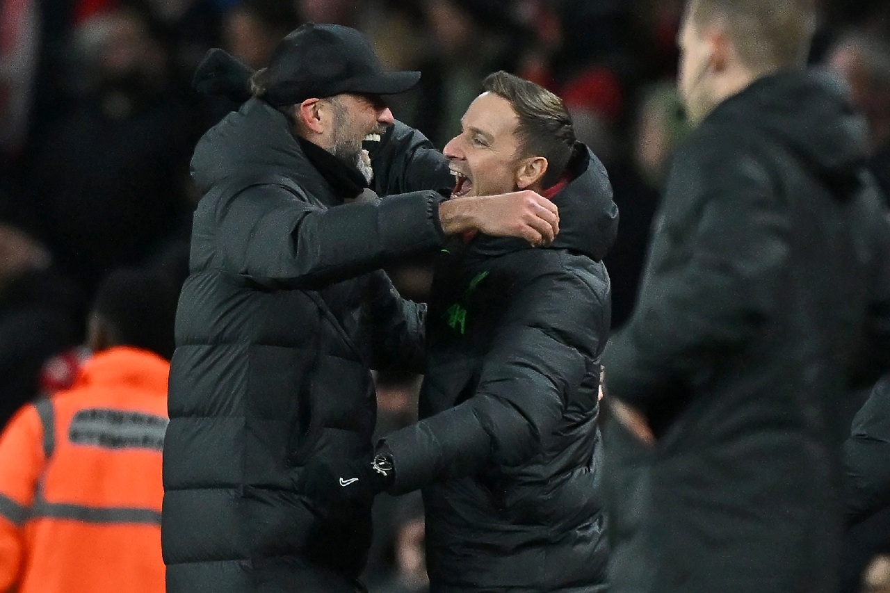 Jurgen Klopp saluted Liverpool&#039;s fighting spirit as they kept fire...