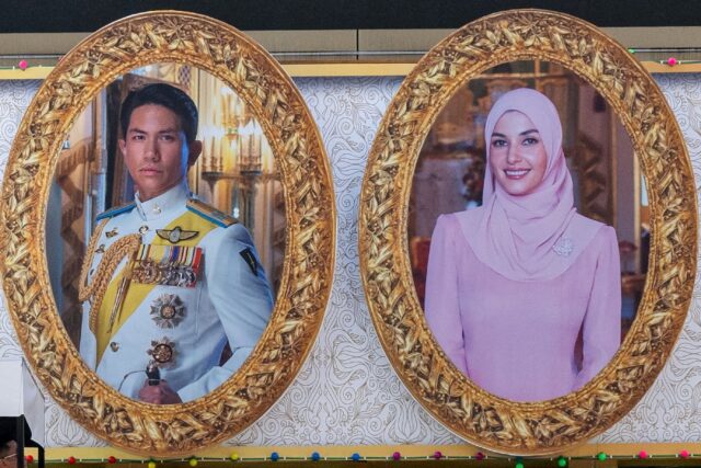 Mateen, 32, and Yang Mulia Anisha Rosnah, 29, will make their first public appearance as a