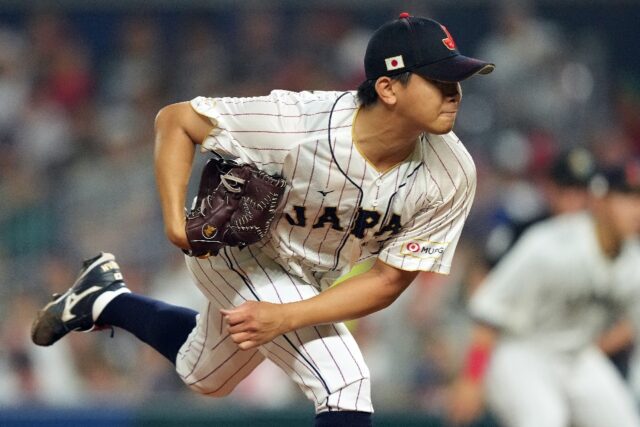 Shota Imanaga, who helped Japan win last year's World Baseball Classic, has signed a four-