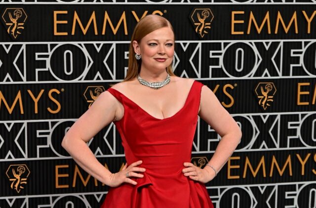 'Succession' star Sarah Snook wore a sultry red Vivienne Westwood gown to the Emmys