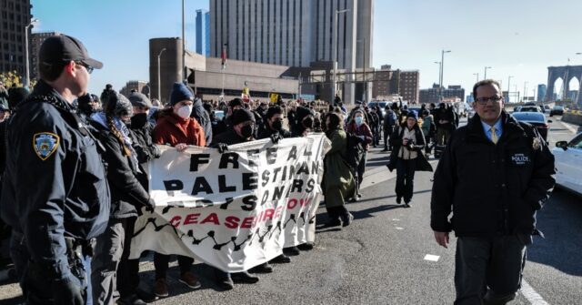 Gaza Protesters Block New York Bridges Tunnel Breitbart