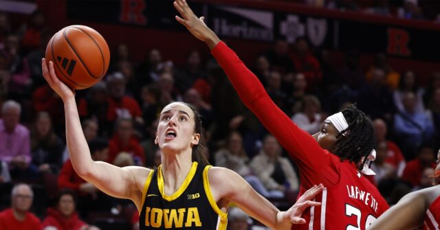 Caitlin Clark Earns 14th Career Triple Double To Lead No 4 Iowa Women To 103 69 Rout Of Rutgers 