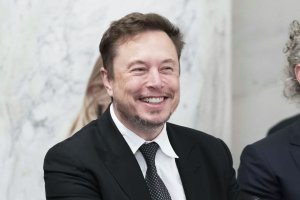 Elon Musk says he wants 25% of Tesla stock for AI development - Breitbart