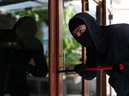 intrusion of a burglar in a house