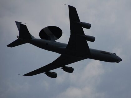 E-3F_Sentry_(French_Air_Force)_Bastille_day_4298