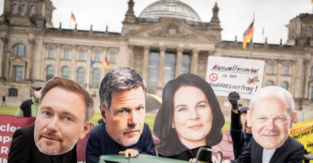 EU May Need Its Own Atom Bomb, Says Top German Politician