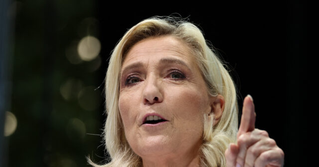 NextImg:French Populist Marine Le Pen Leads Field in Race to Replace Macron