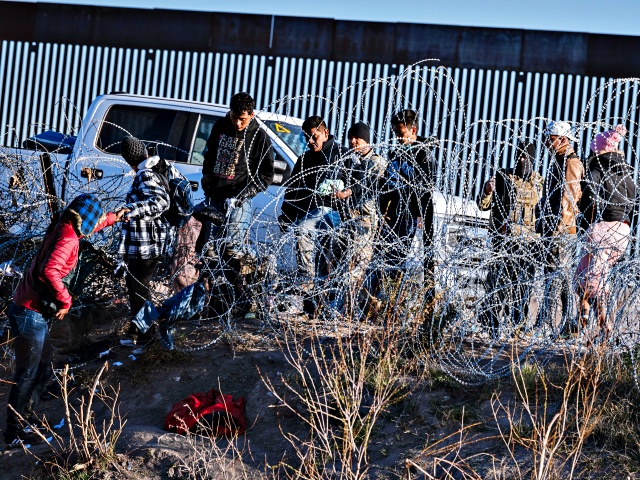 Obama-Appointed Judge Throws Out Illegal Aliens' Lawsuit Against Texas - Vimarsana News