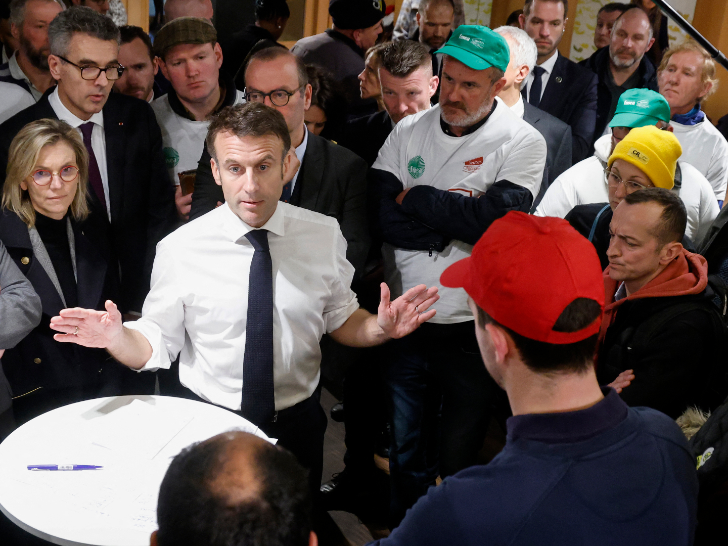 Farmers to Macron: 'You Gave Ukraine Colossal Sums, But Gave Us Crumbs' - Vimarsana News