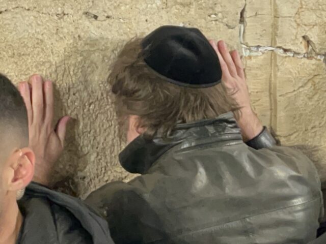 Javier Milei praying at Kotel (Joel Pollak / Breitbart News)