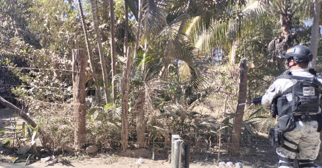Mexican Soldiers Find RPGs, Shoulder-Fired Rockets After Shootout in Beach Resort Town