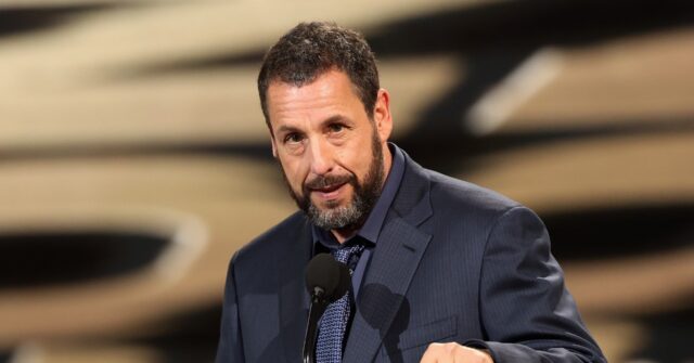 Watch Adam Sandler Nsfw Peoples Choice Awards Speech Rocks Crowd Causes Stir Over ‘ugly Folk