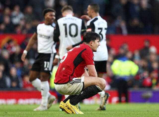 Fulham beat Manchester United 2-1 for their first win at Old Trafford since 2003