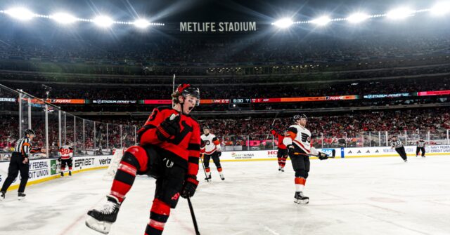 Nico Hischier scores twice as Devils beat Flyers 6-3 before 70,328 at ...