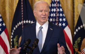 Michigan primary Biden faces protest vote, Republicans face split