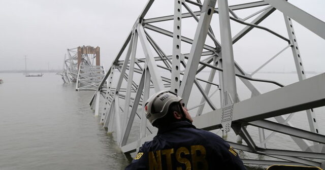 Watch: First Images From Onboard Baltimore Bridge Ship MV Dali - Vimarsana News
