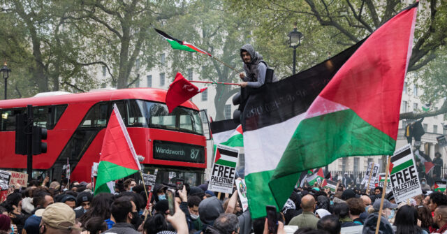 Islamist Hate Preachers to Be Banned from Entering Britain: Report