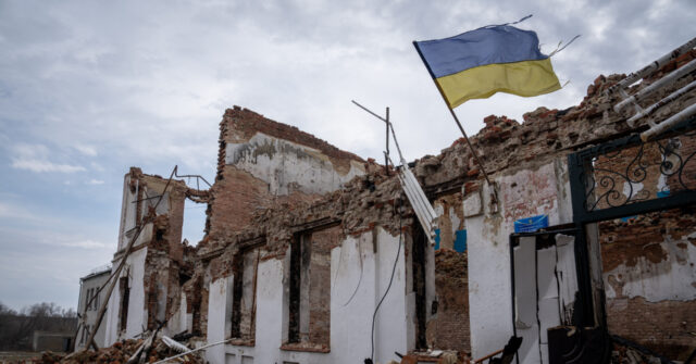 Oscars Goes Big on Ukraine: '20 Days in Mariupol' Wins Best Documentary