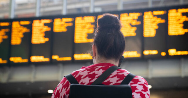 NextImg:London Train Station Takes Down Islamic Message After Public Outrage