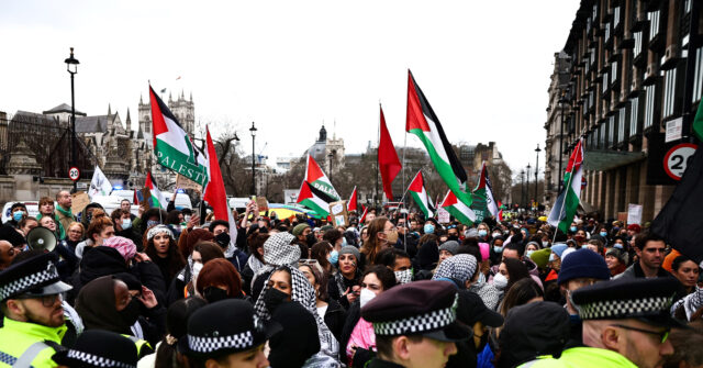 Police Under Fire for Arresting Man Holding Sign Calling Hamas 'Terrorists'