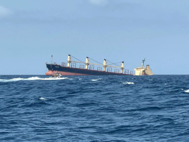 Vessel Hit by Houthis Becomes First Ship to Sink During Red Sea Crisis