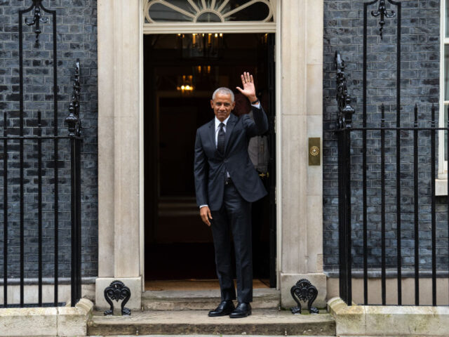 LONDON, ENGLAND - MARCH 18: Former United States President Barack Obama arrives in Downing
