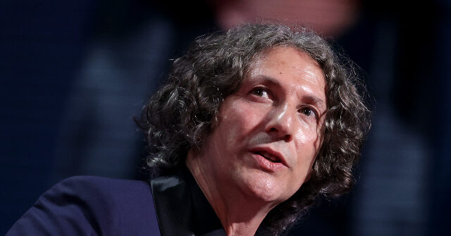 Over 450 Jewish Hollywood Professionals Sign Letter Denouncing Jonathan Glazer's 'Refute Their Jewishness' Oscar Speech