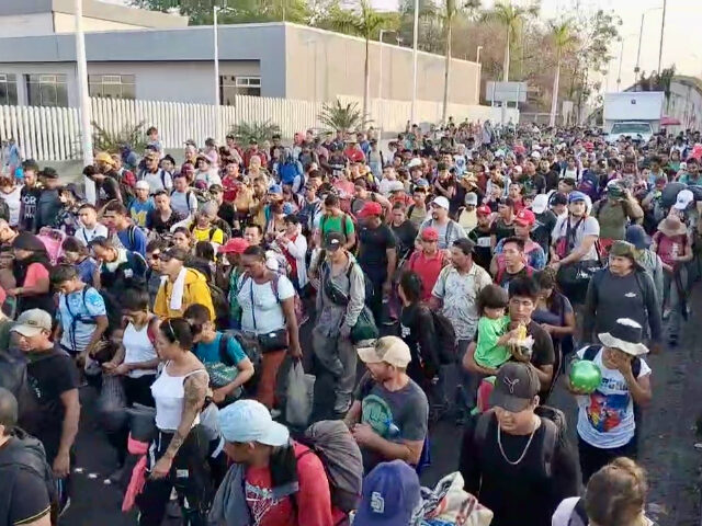 2,000+ Migrants in New Government-Assisted Caravan Moving Through Mexico
