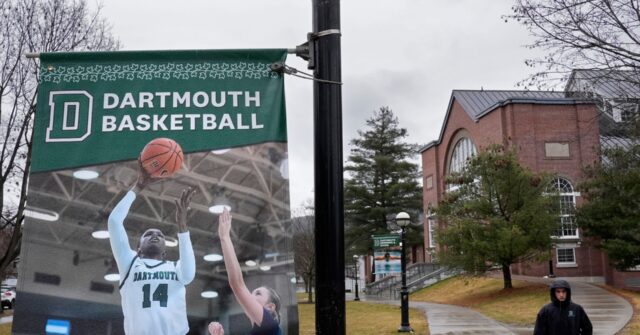 Dartmouth Men’s Basketball Team Votes to Become First Unionized College Athletes