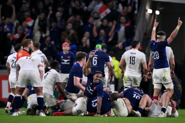 France beat England for a third straight game